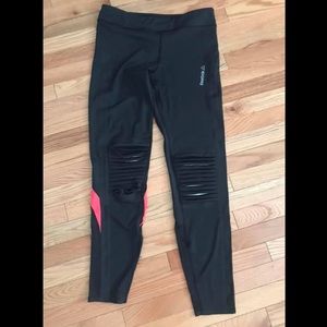 Reebok, Moto Knee, mesh calf mesh, athletic tight.